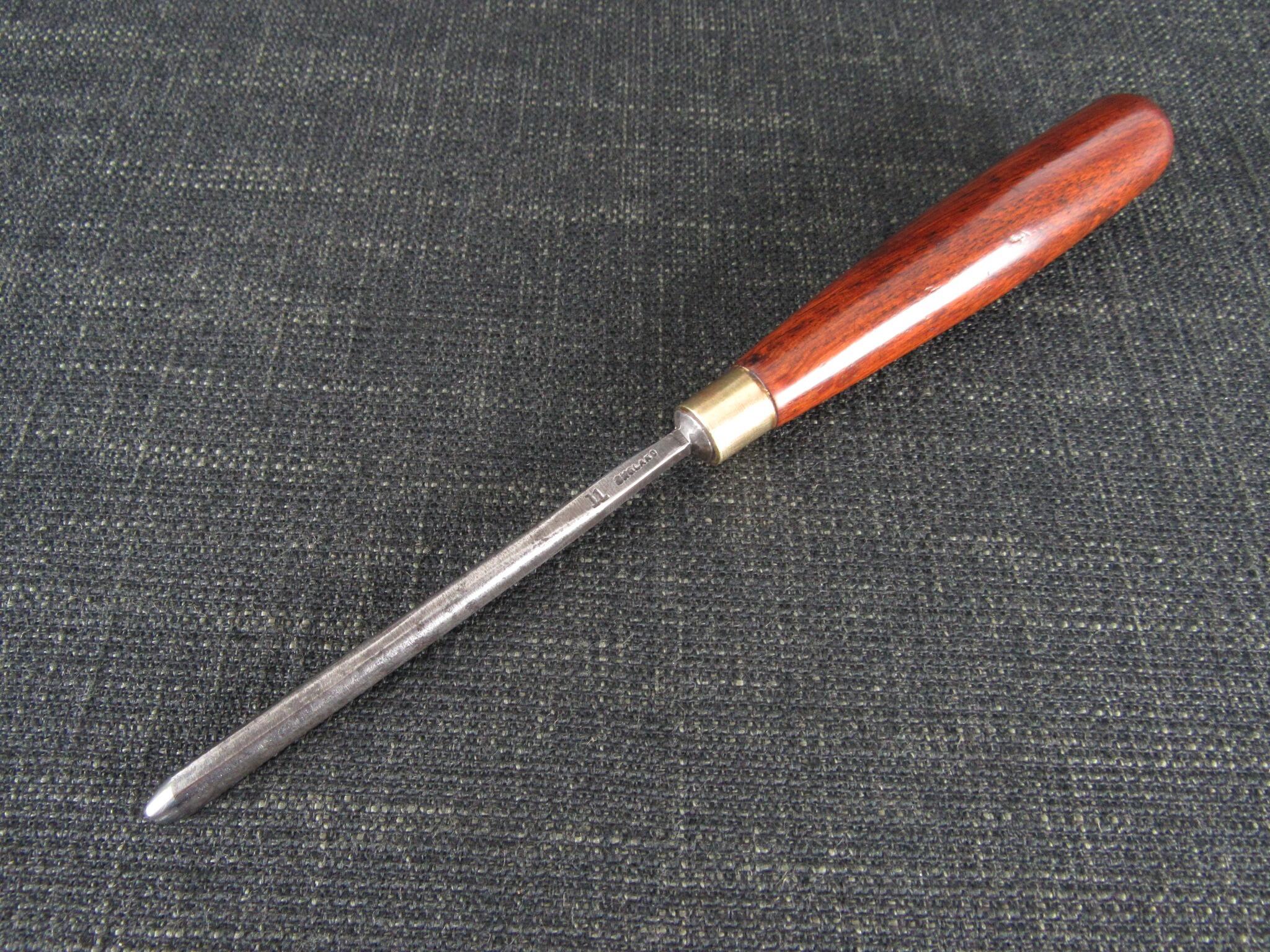 3/16 inch SJ ADDIS No 11 Deep Carving Gouge - 5mm