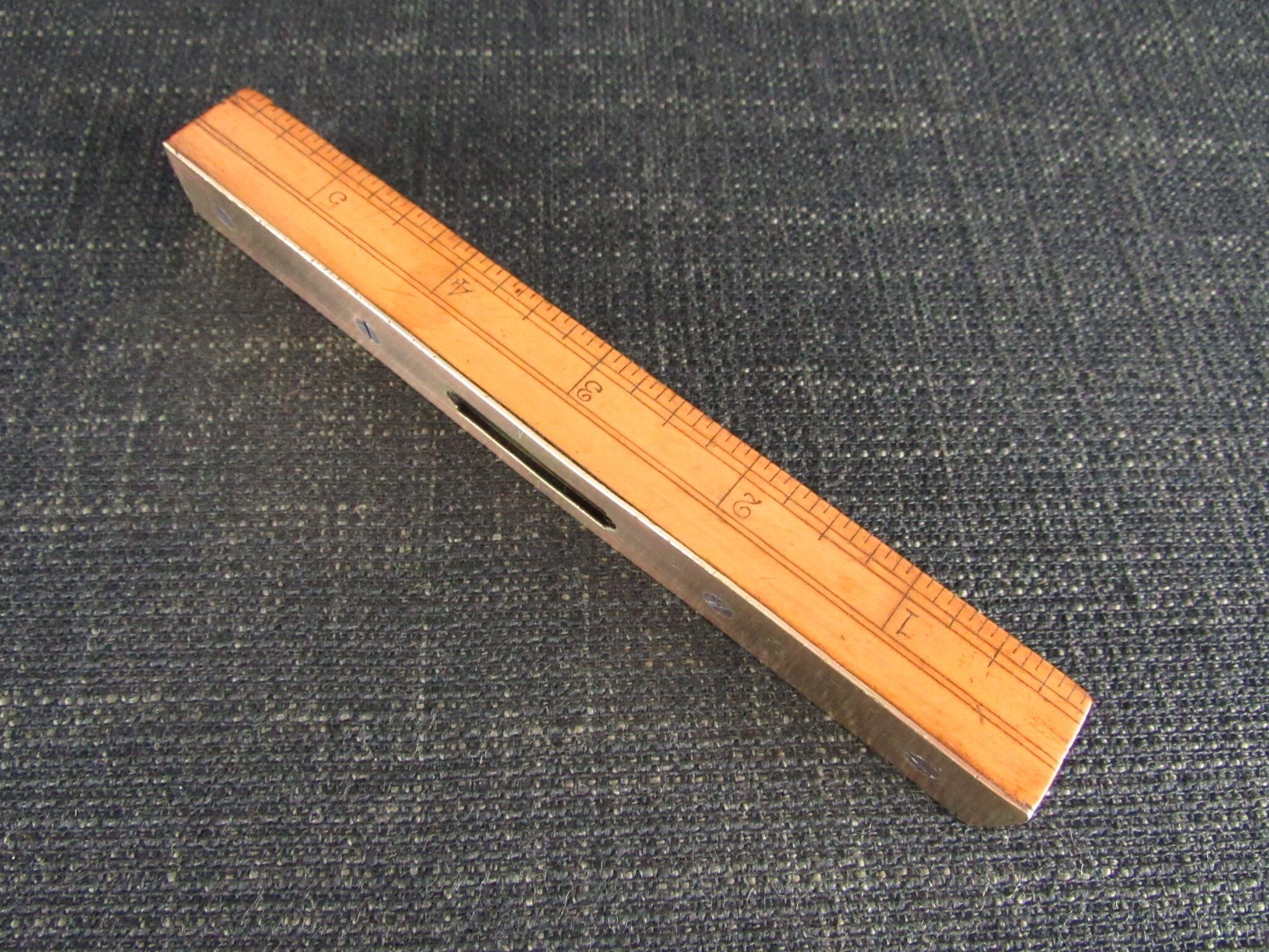 6 inch Boxwood Spirit Level with Graduated Stock