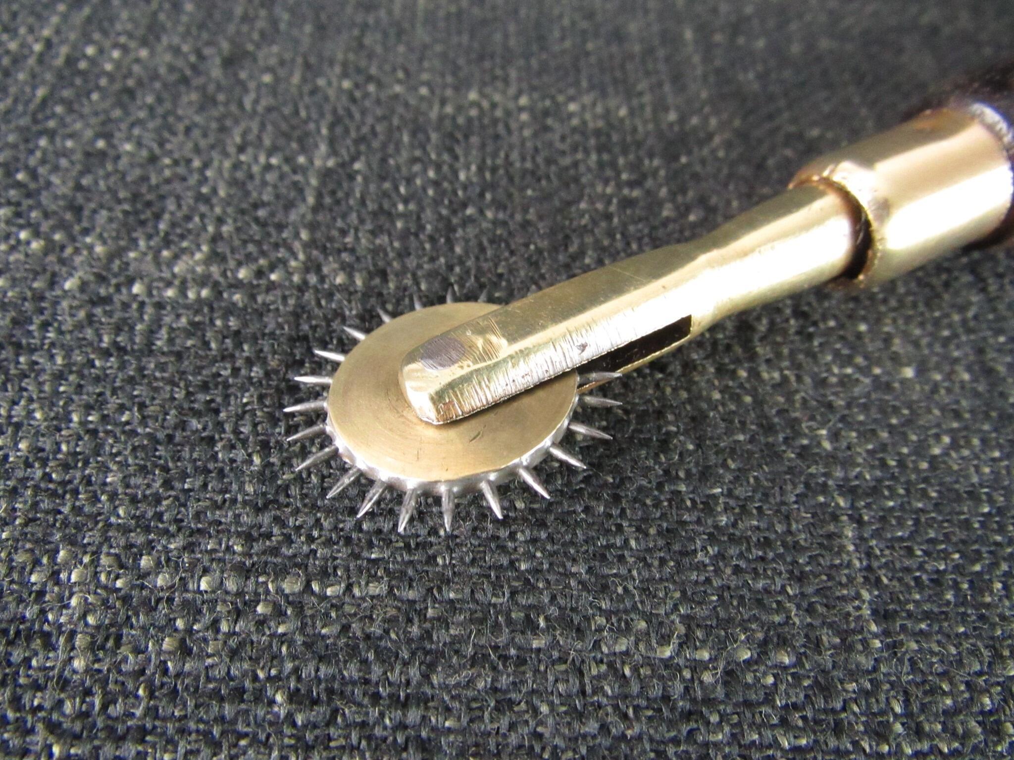 RICHARDSONS Pricking Wheel - Wheel Pricker