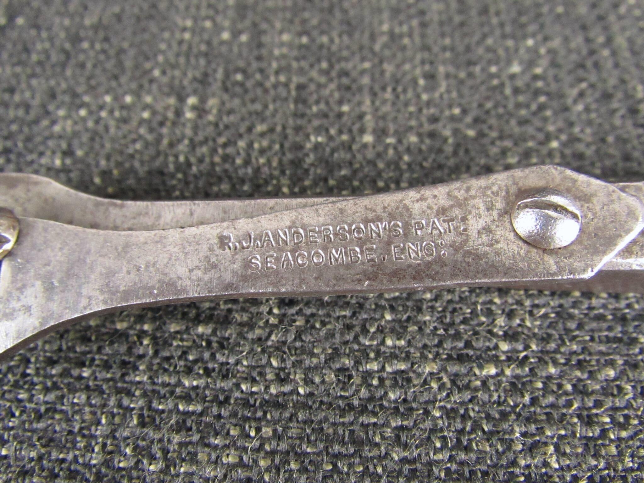 Andersons Patent Expanding Brace Centre Bit by S SMITH & SONS