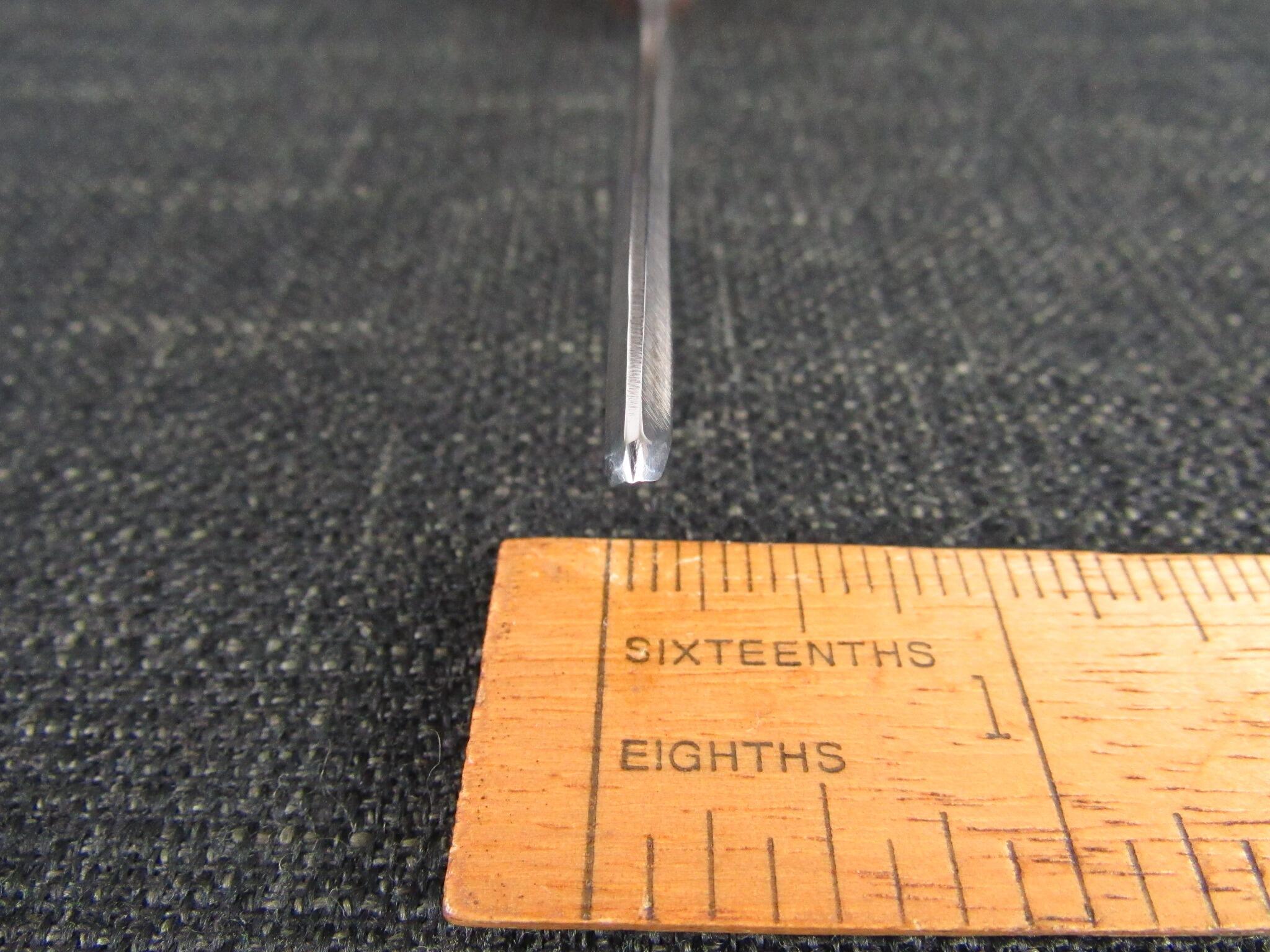 HENRY TAYLOR Curved V Caving Tool - 3mm 1/8 inch