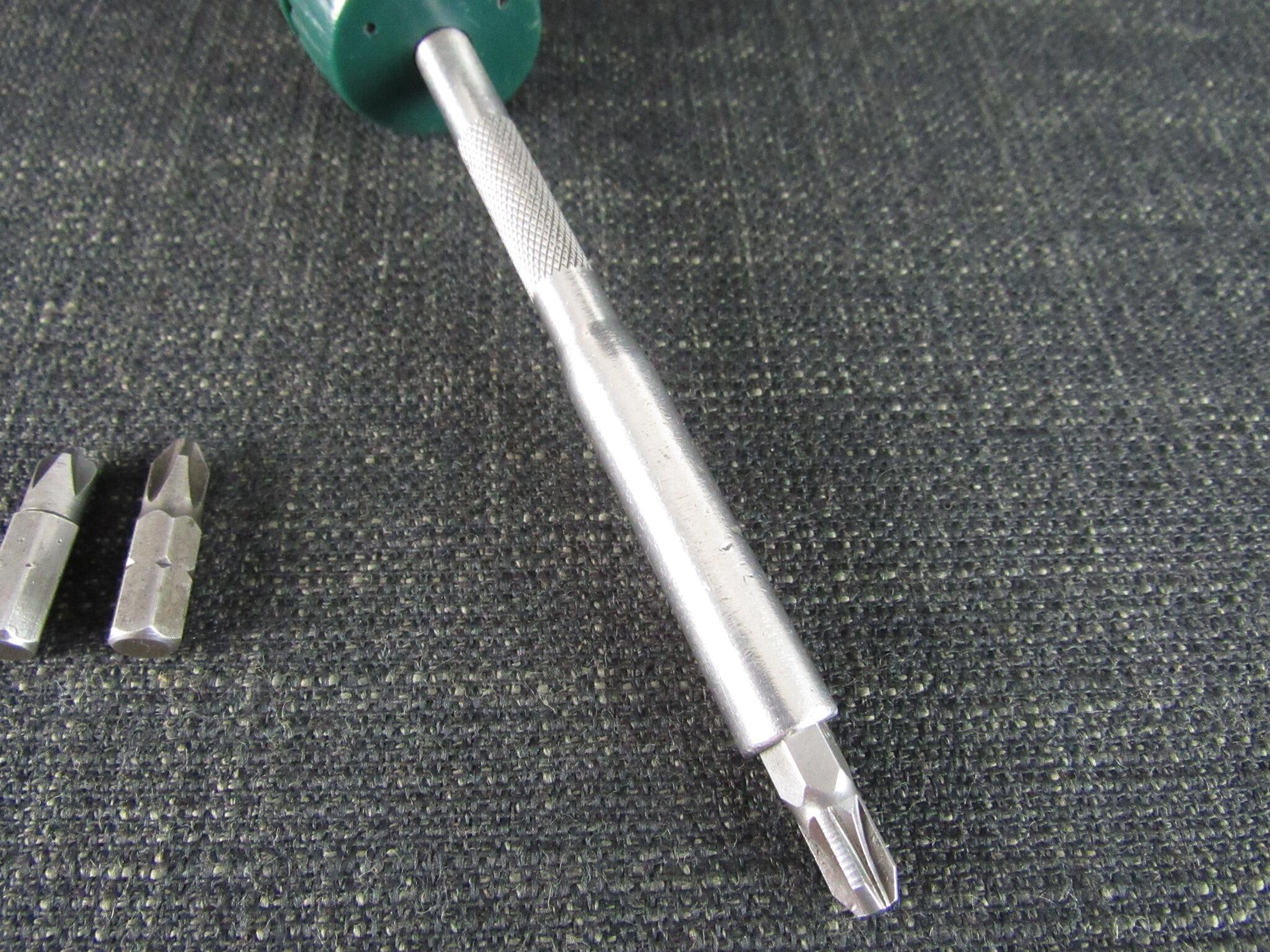 SNAP ON Ratchet Screwdriver