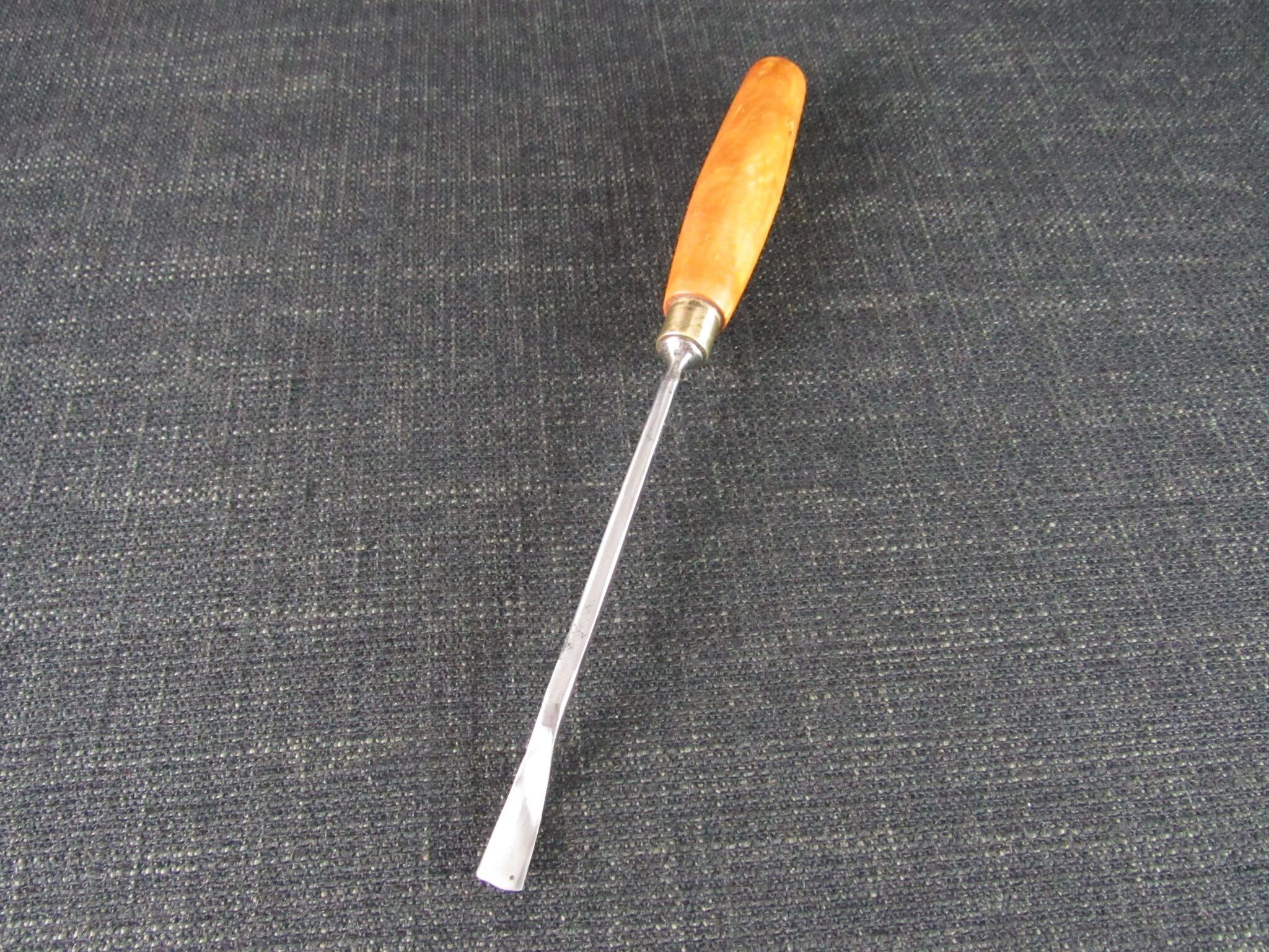 SJ ADDIS 5/16 inch No 28 Spoon Carving Gouge