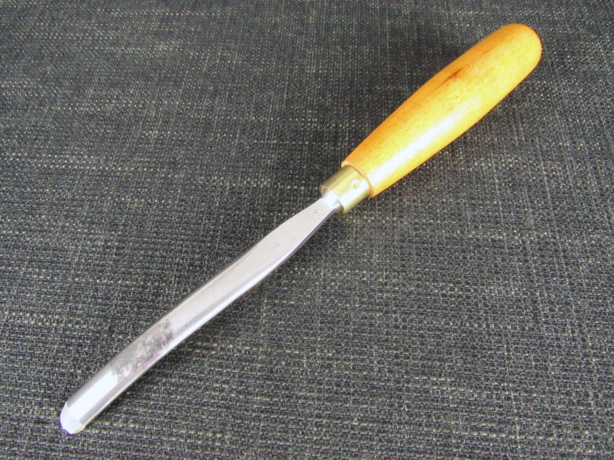 3/8 inch ASHLEY ILES No 14 Curved Carving Gouge - Unused ?