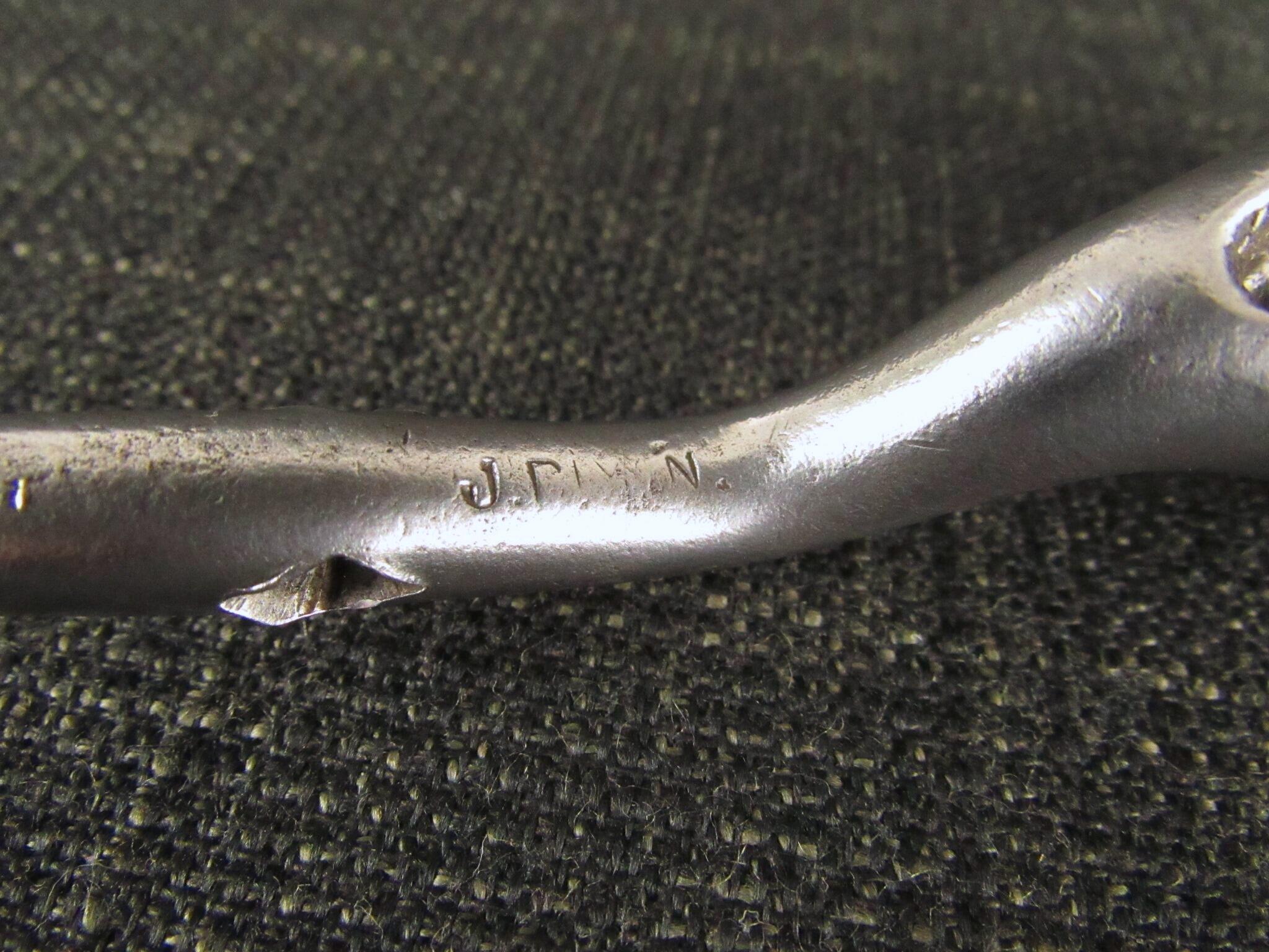 DIXON Collar Makers Palm