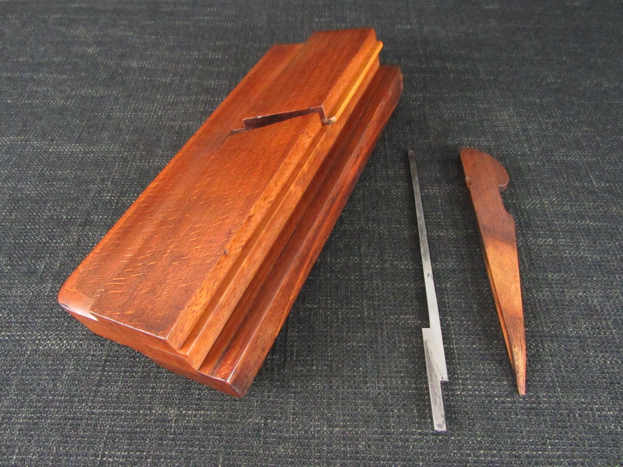 MOSELEY Casemakers Plane