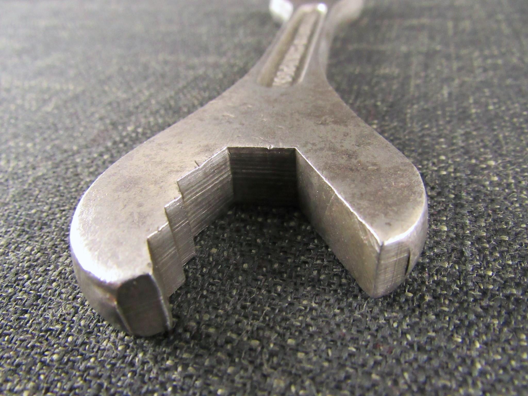 Patent FASTNUT Spanner - No.1 Worlds Champion