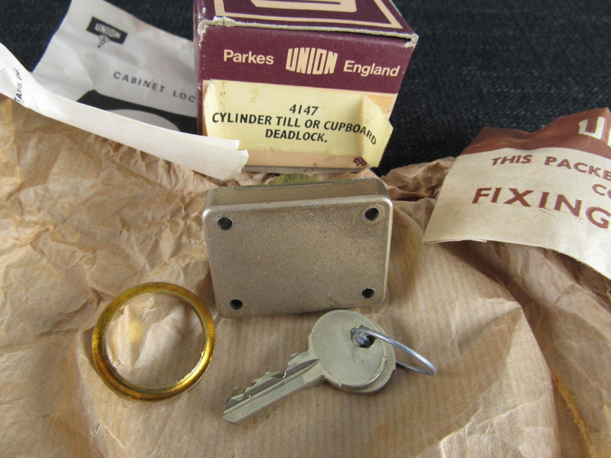 UNION 4147 Cylinder Till or Cupboard Deadlock - New Old Stock