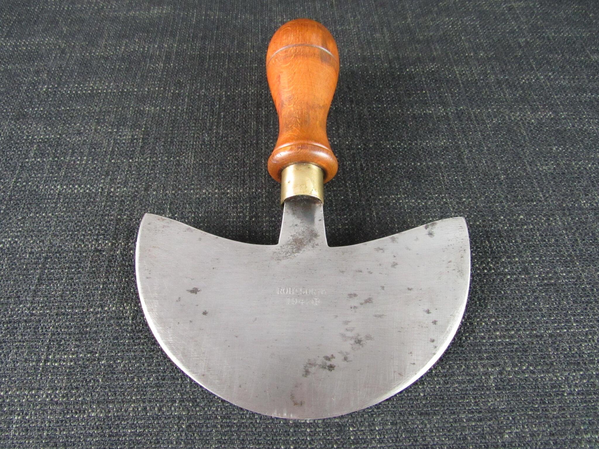 Saddlers Round Knife by ROBERT SORBY