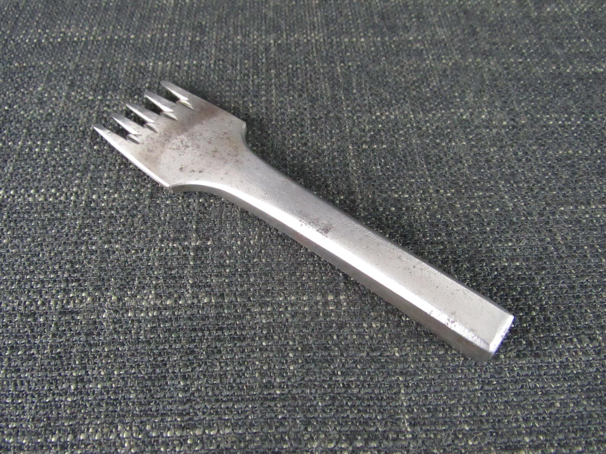 T DIXON Strap Pricker Punch