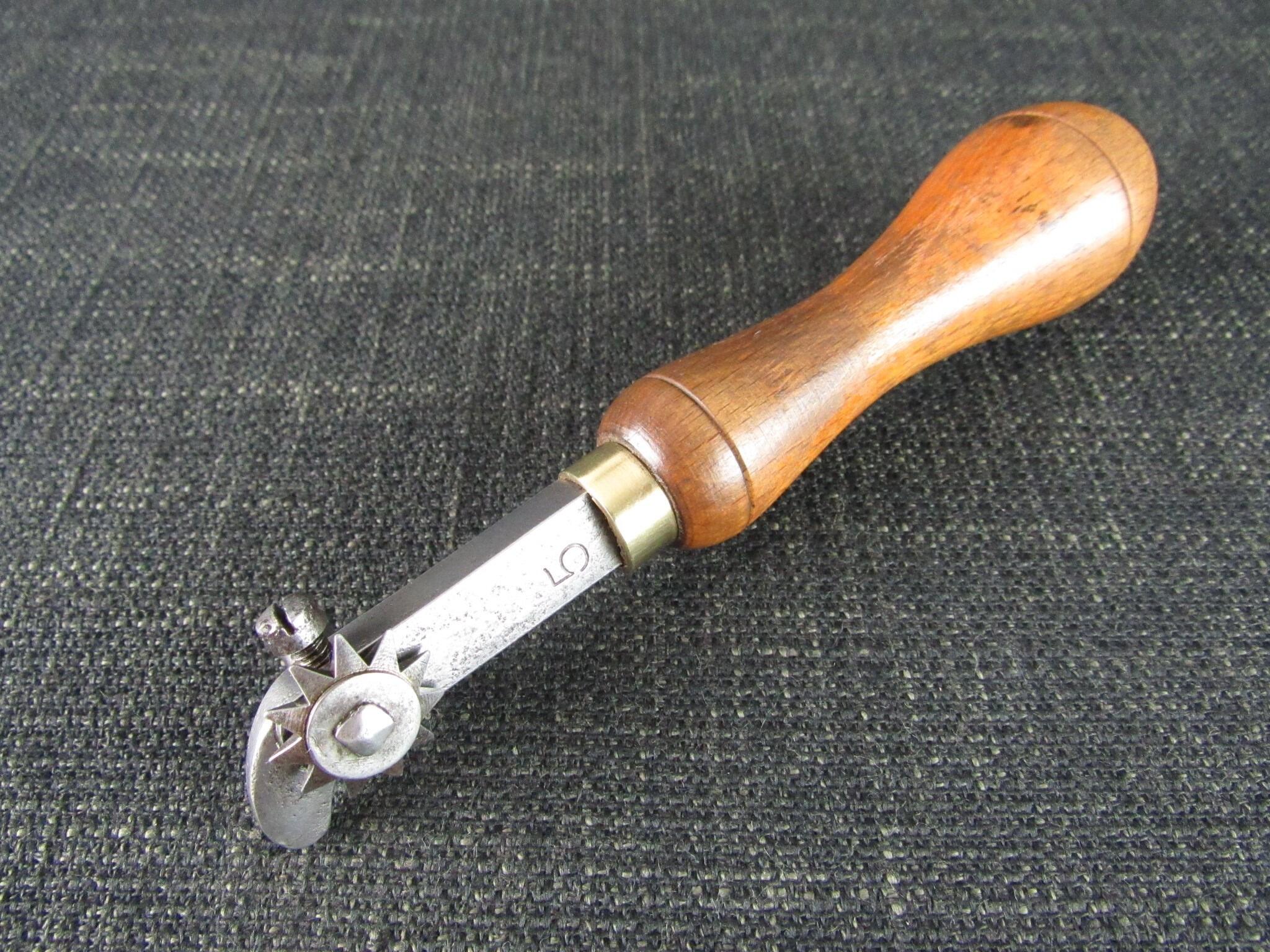 J OXLEY Shoe Makers Peg Wheel
