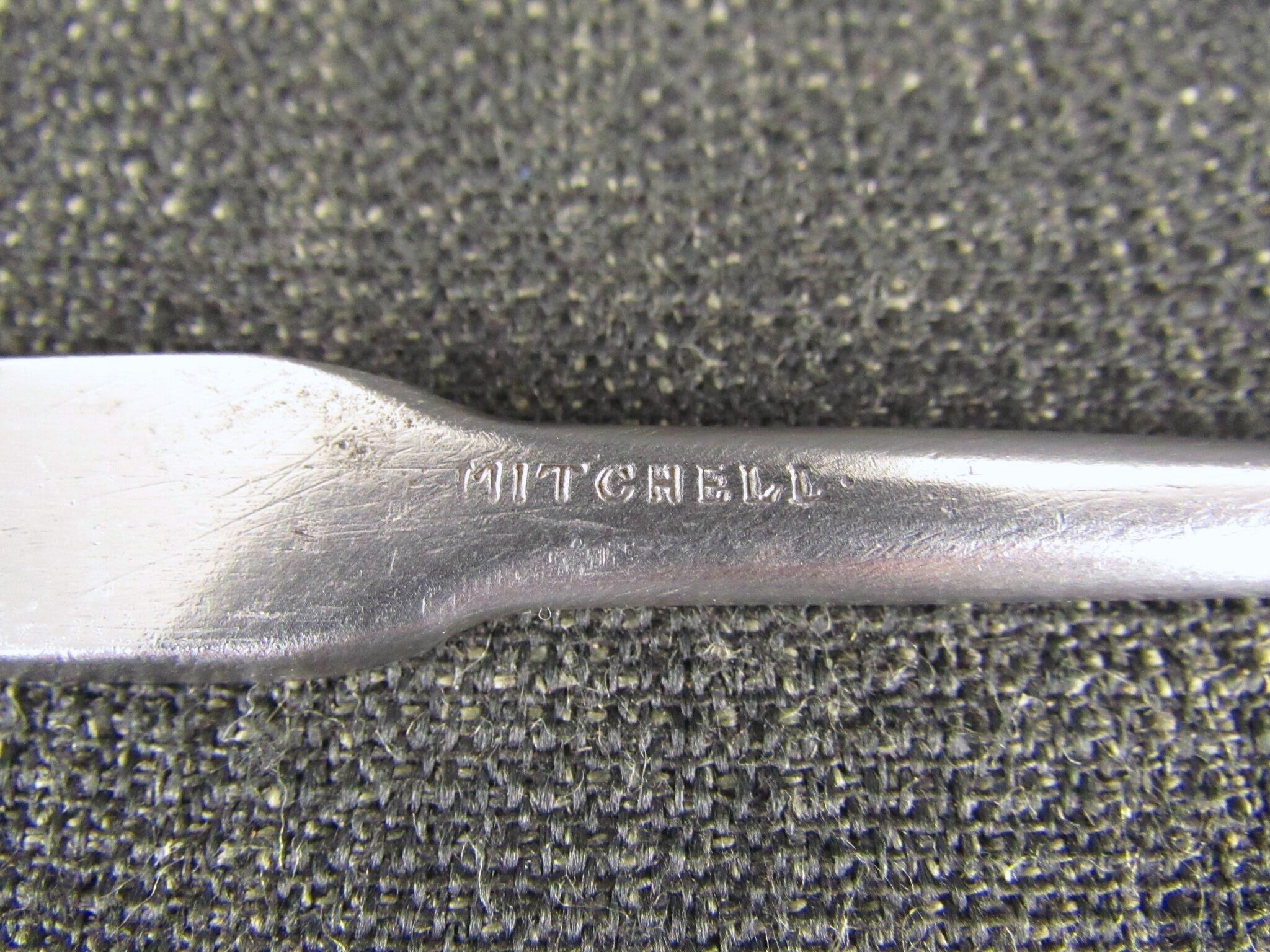 MITCHELL Striking Knife