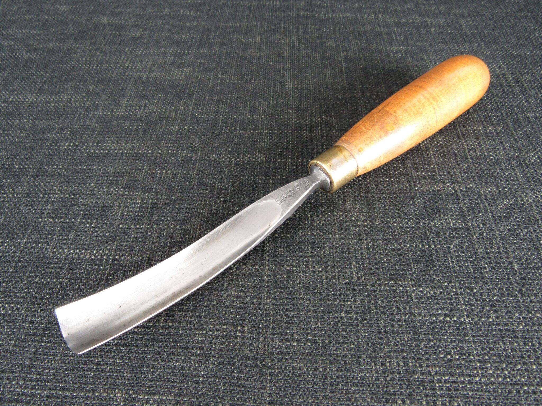 JB ADDIS No 15 Curved Carving Gouge - 3/4 inch
