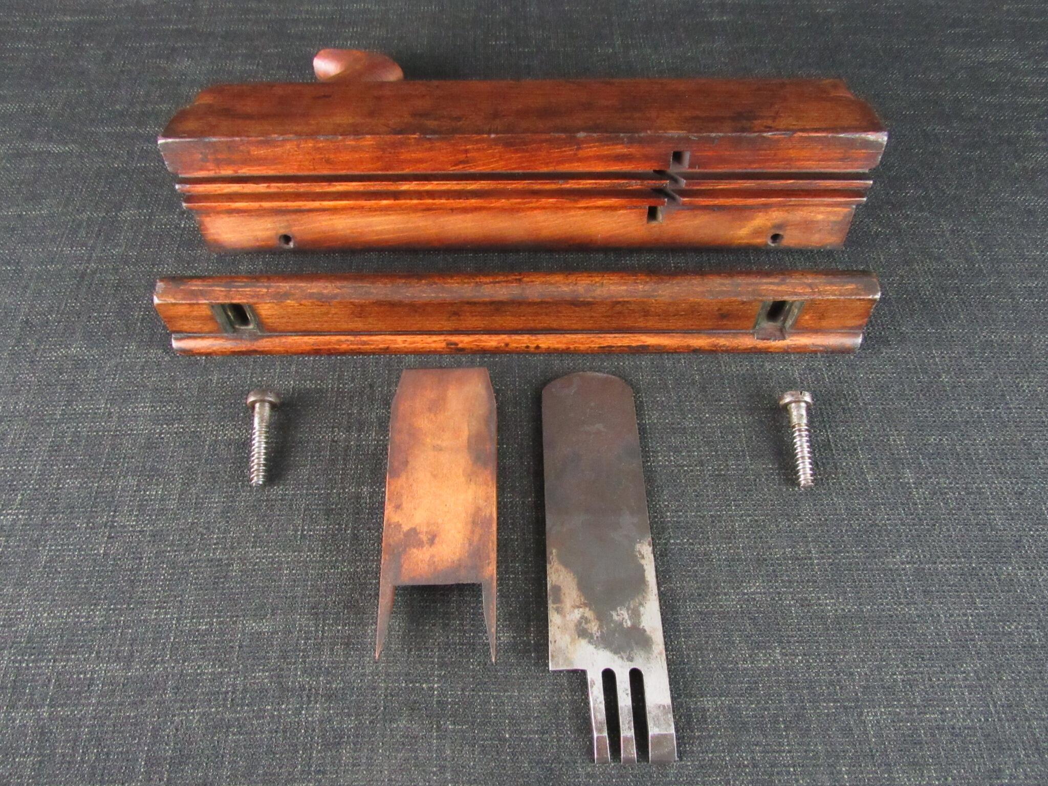 Unusual BEWLEY Handled Double Tongue Plane