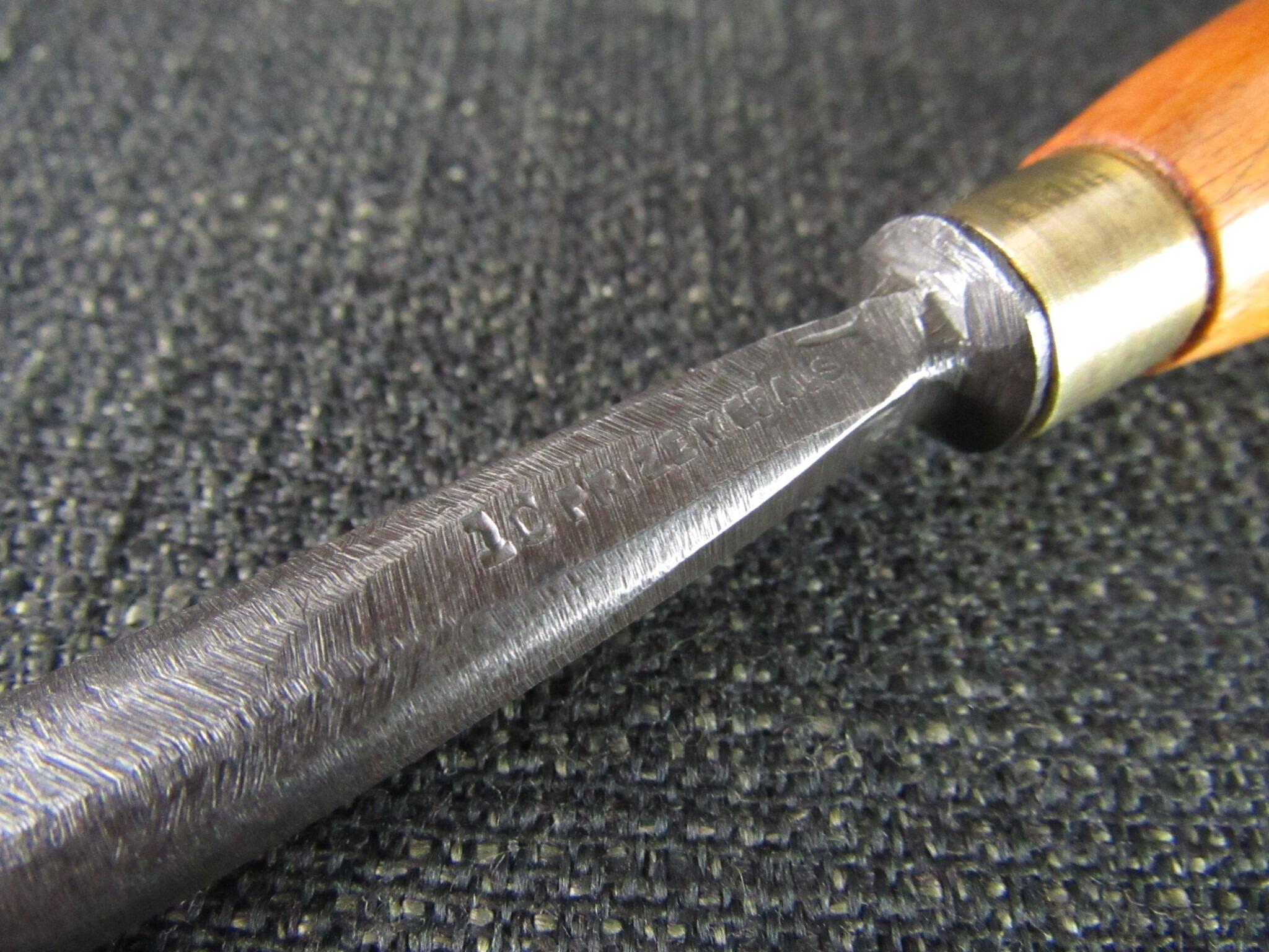 JB ADDIS 3/8 inch No 7 Carving Gouge