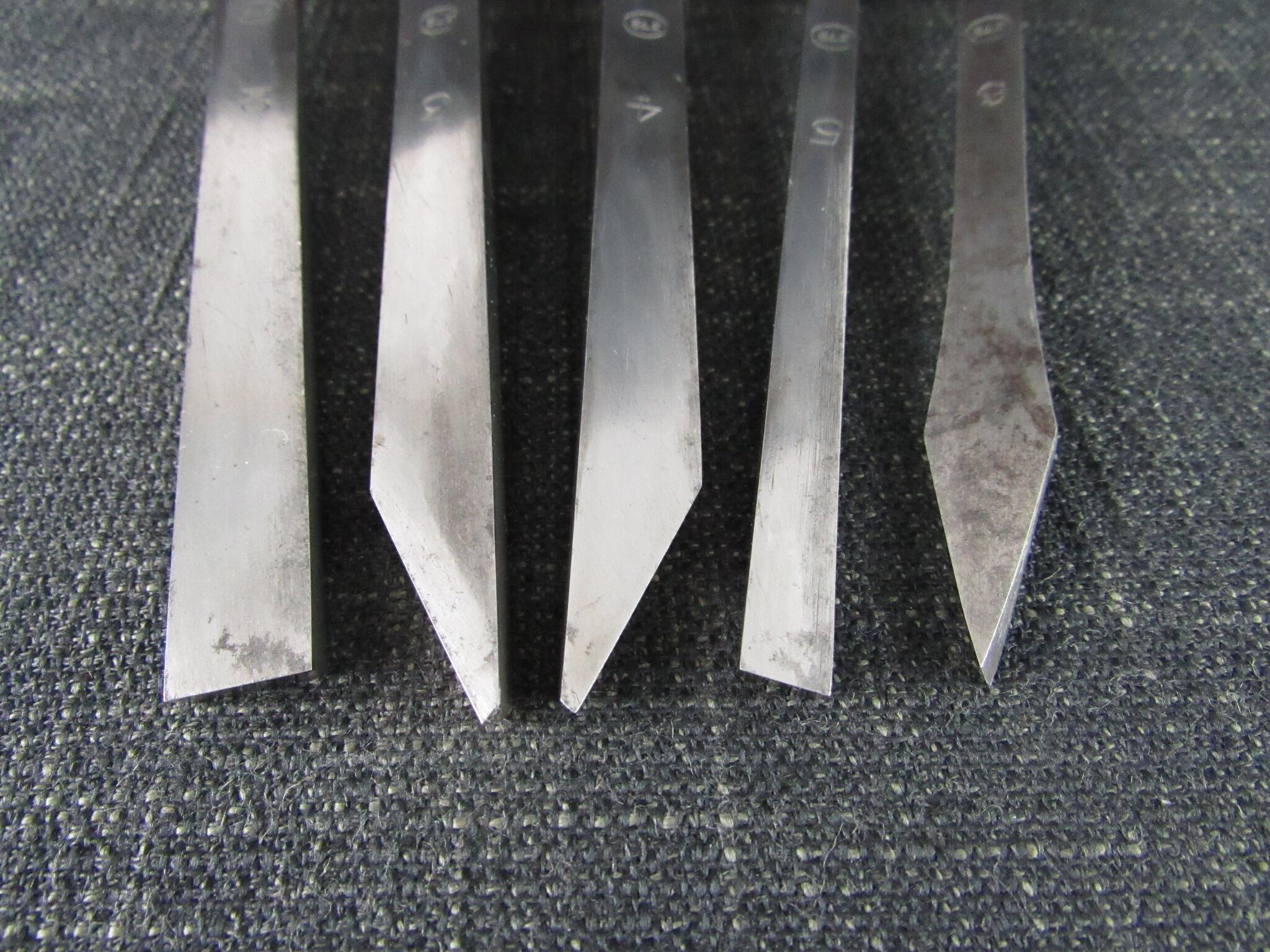 Set of 5 Small Turning Tools marked 372