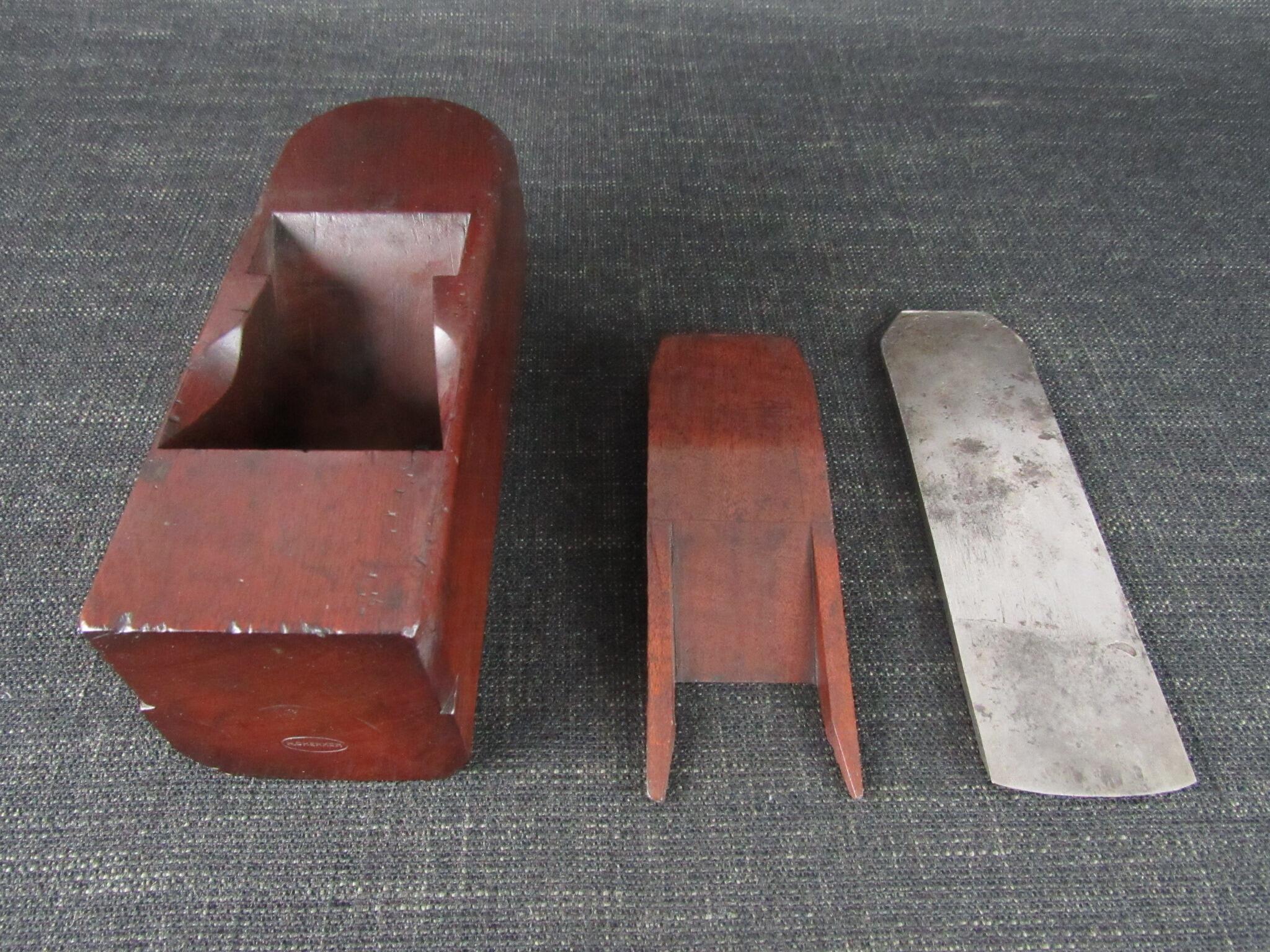 Mahogany Smoothing Plane with Convex Sole