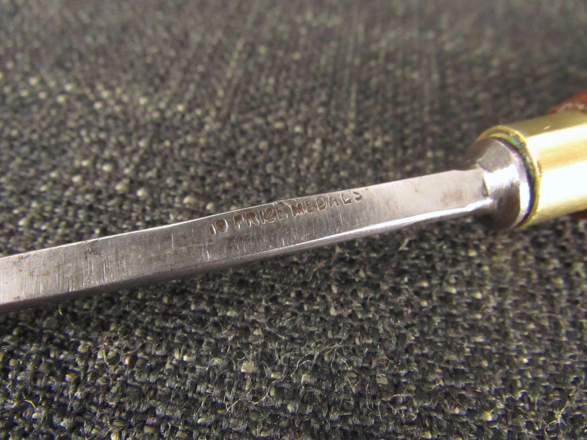 JB ADDIS No 31 Deep Spoon Carving Gouge - 1/4 inch