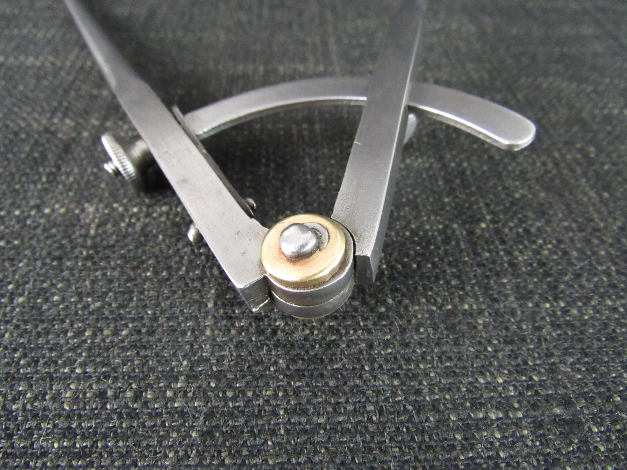 PEXTO Wing Dividers