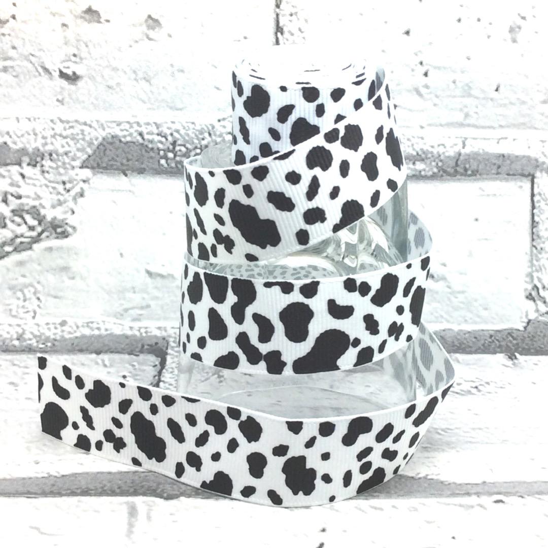 Black and white animal print dog collar