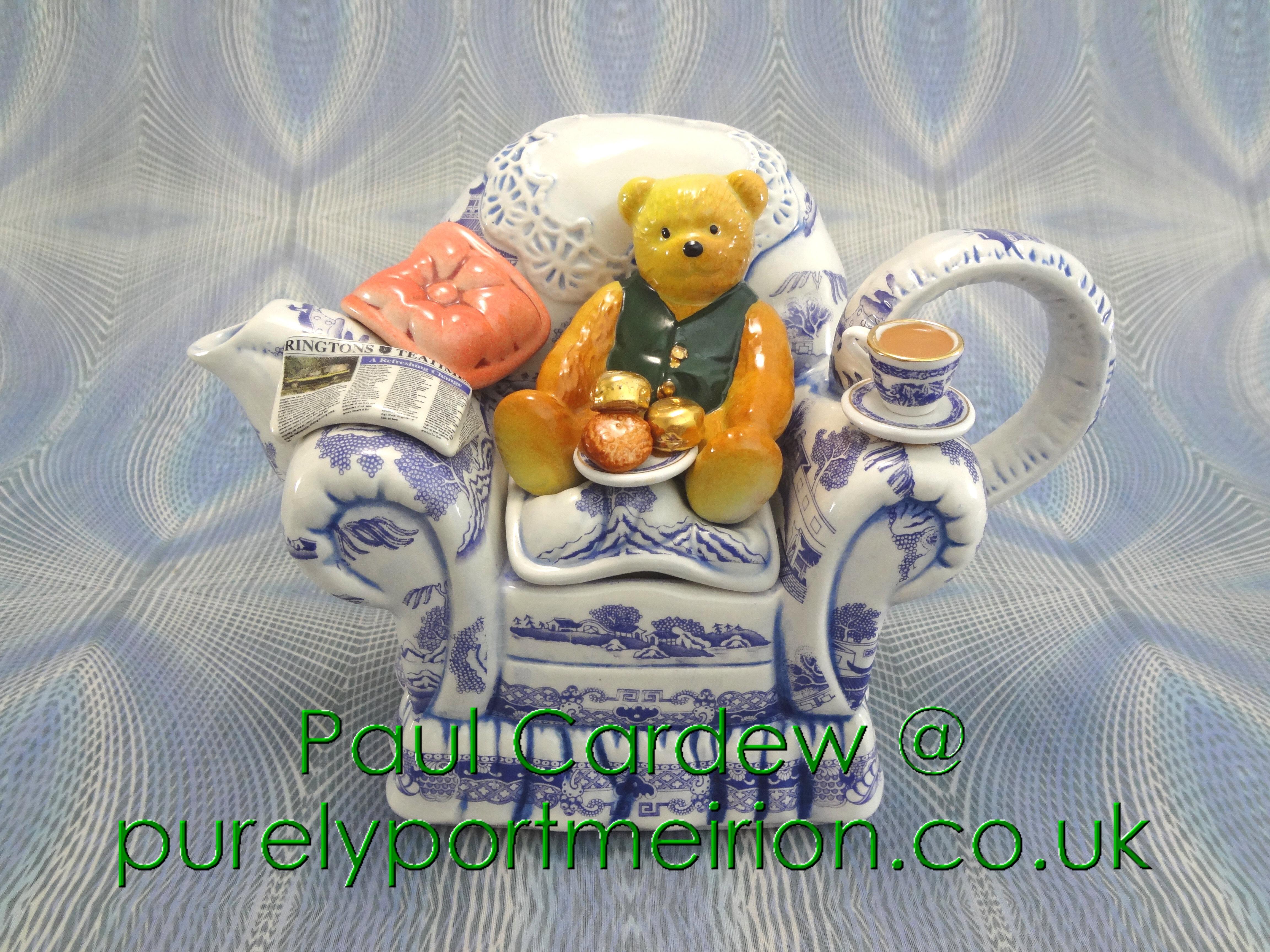 Paul Cardew Design Large Ringtons Teatime Teapot, TP201