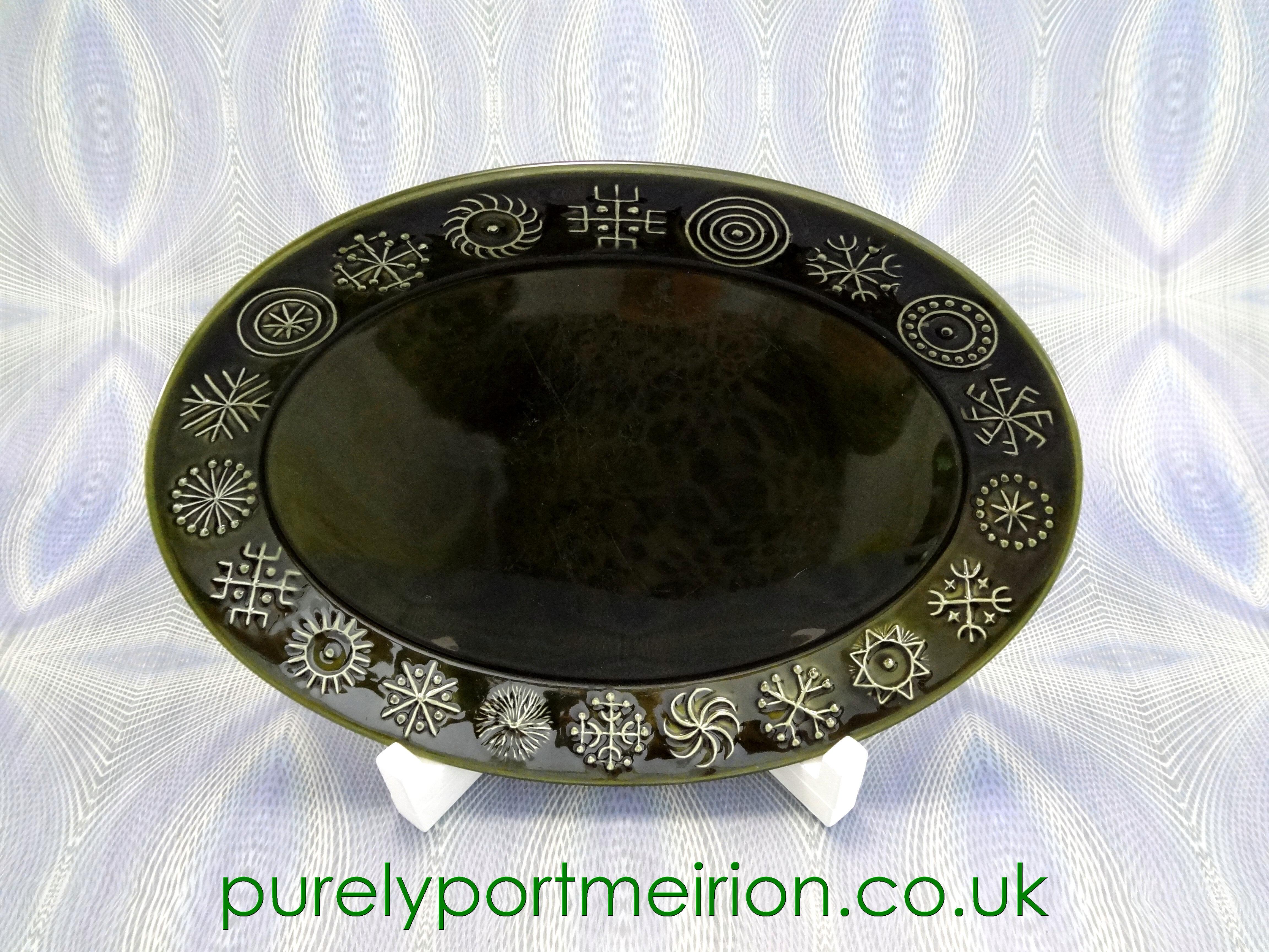 Portmeirion Pottery Totem Olive Green Large Serving Platter, TTO4