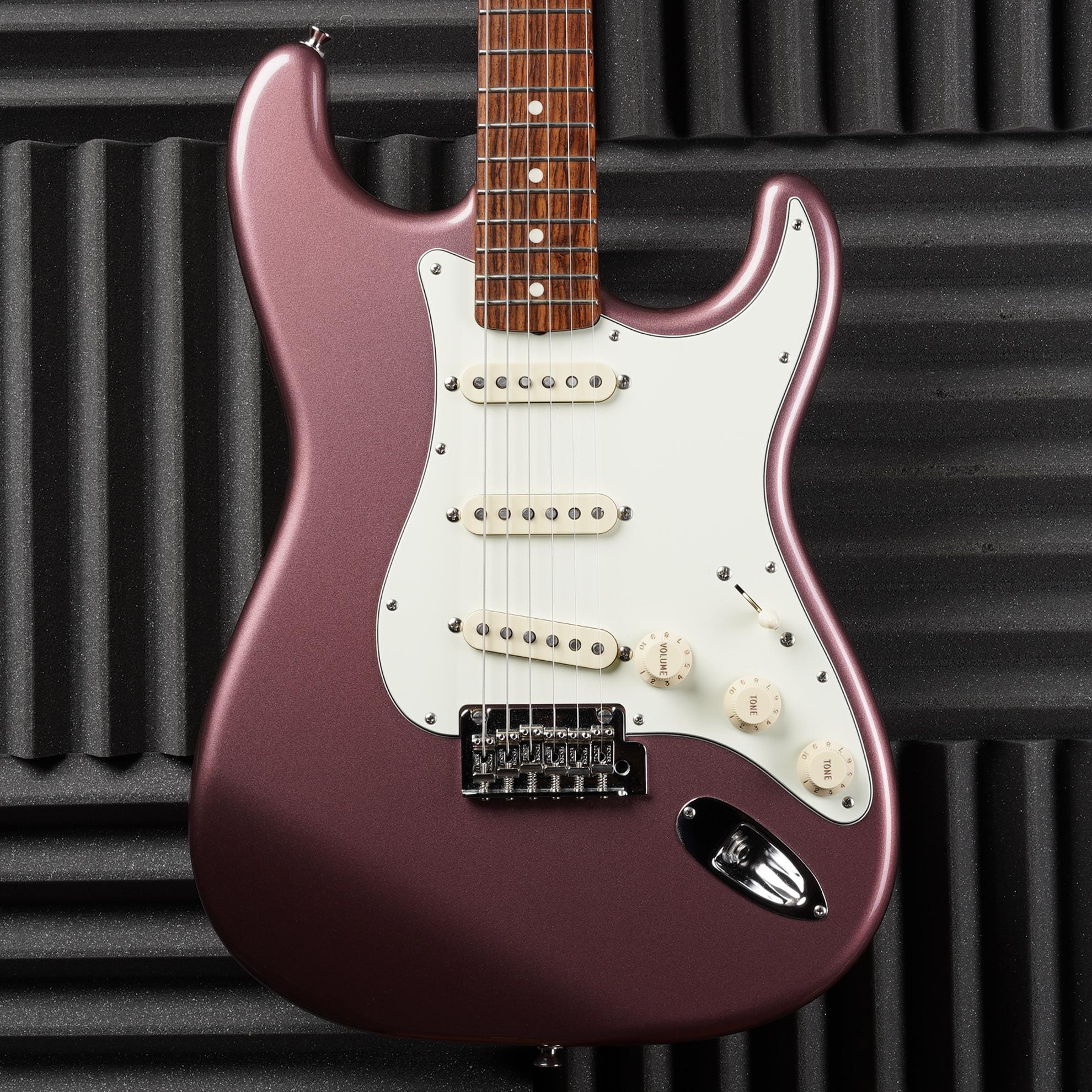 Fender MIJ Hybrid 60s Stratocaster 2017 Burgundy Mist Metallic