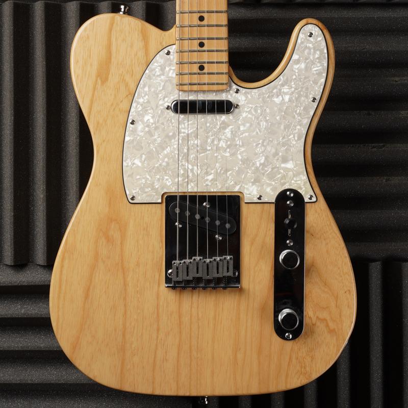 Fender American Standard Telecaster with Maple Fretboard 2001 Natural