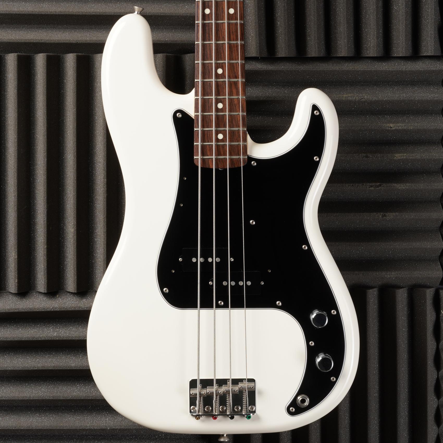 Fender Traditional 70's Precision Bass 2019 Arctic White