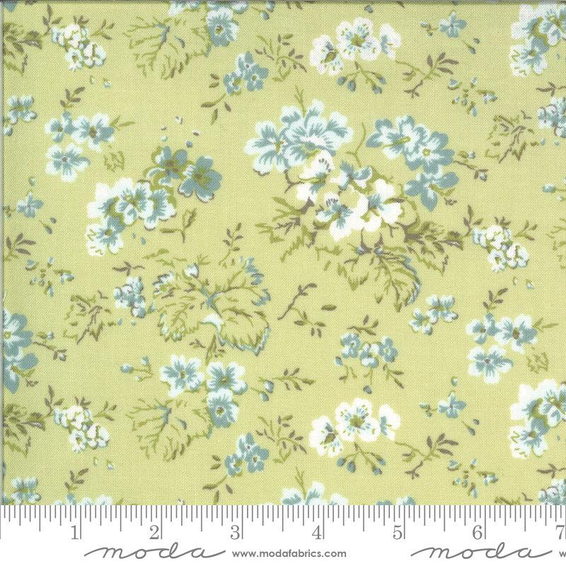 Moda Dover - Field Floral Willow