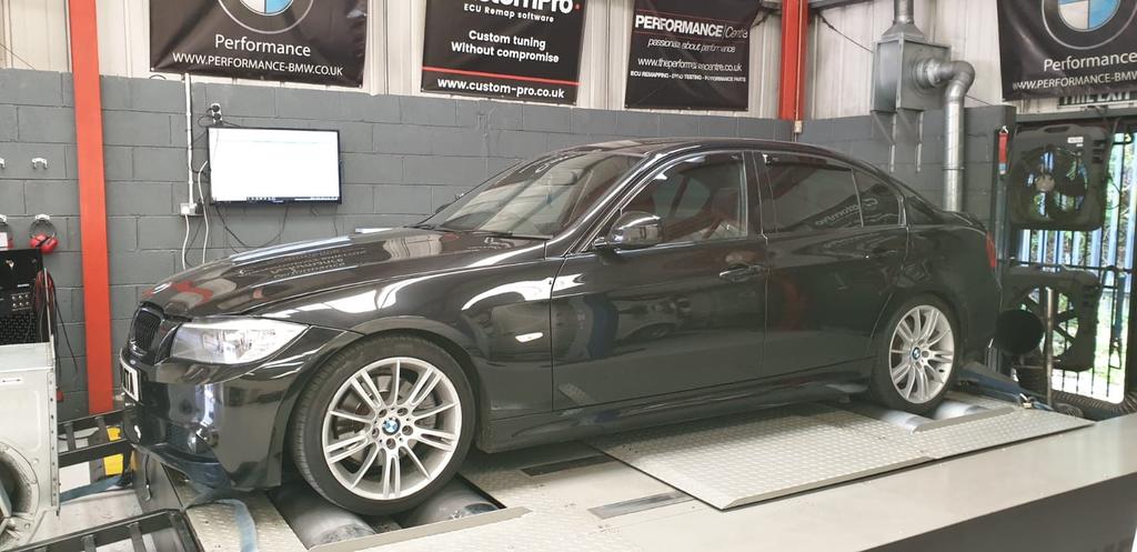 BMW 330D CUSTOMPRO STAGE 1 REMAP
