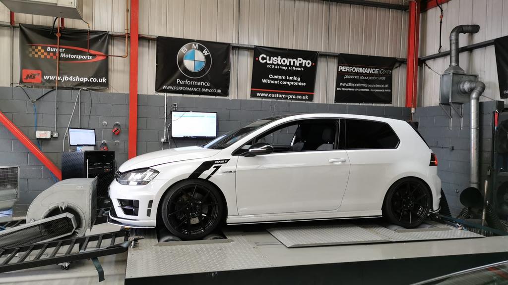 VOLKSWAGEN GOLF R STAGE 3 CUSTOMPRO