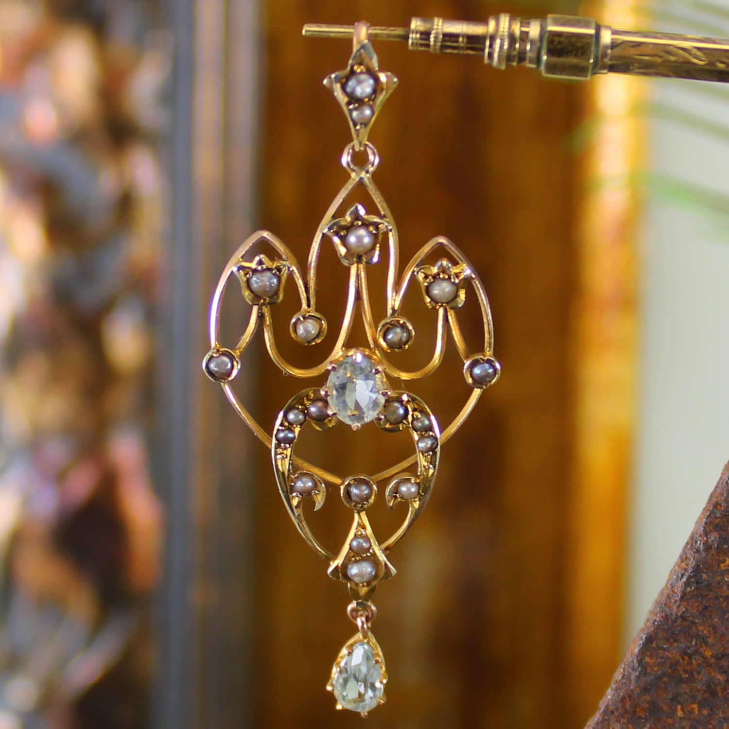 9 Carat gold Late Victorian Aquamarine 