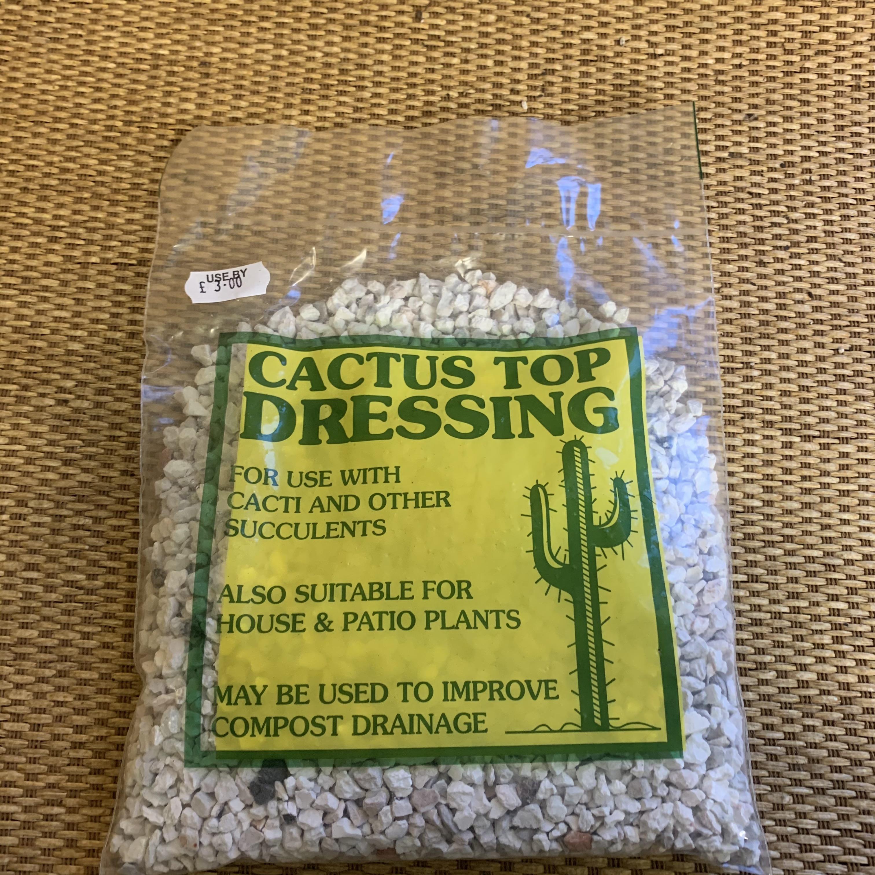 Cactus Top Dressing (White)