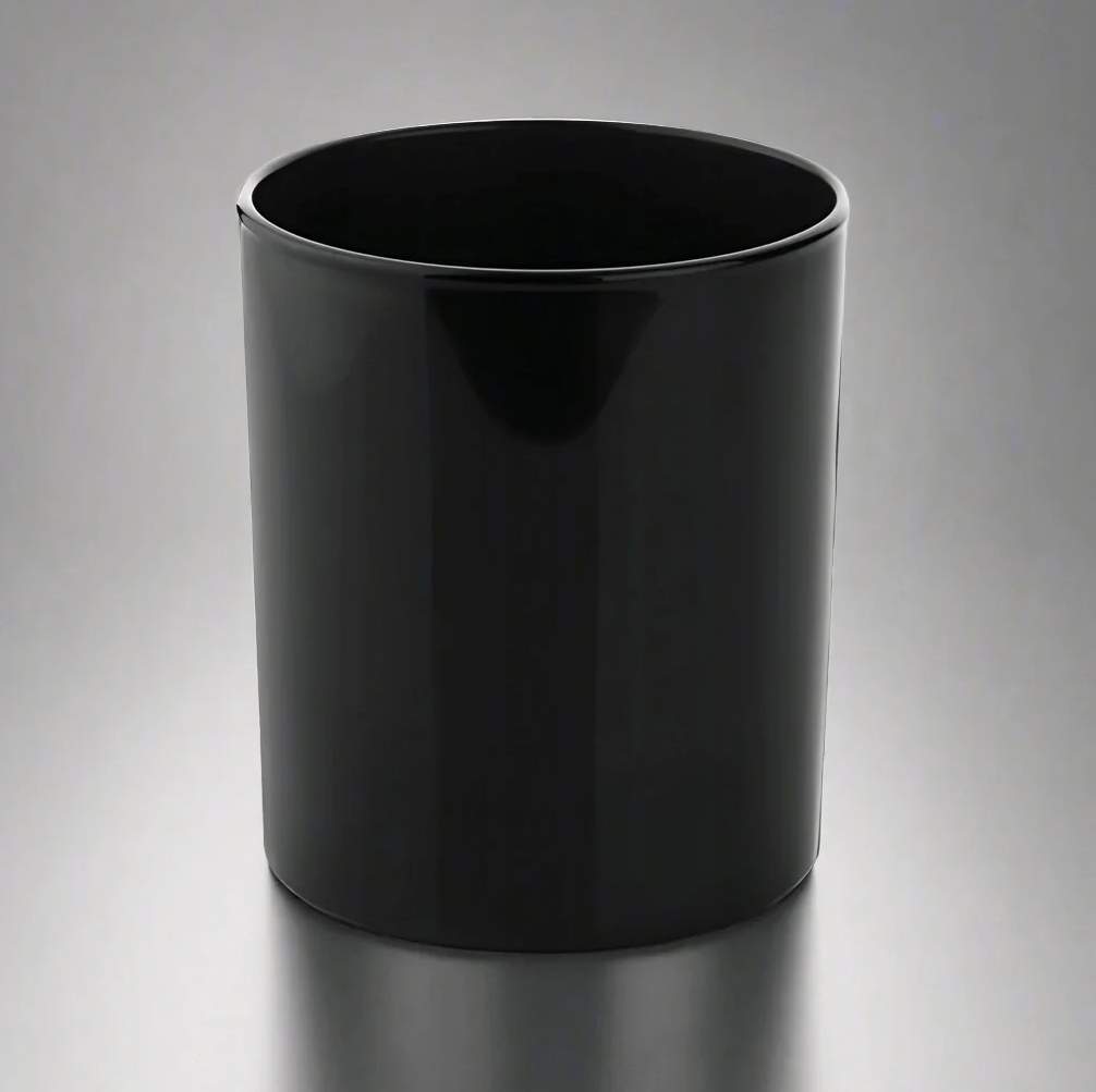 Refillable Candle Jar in Gloss Black in studio background