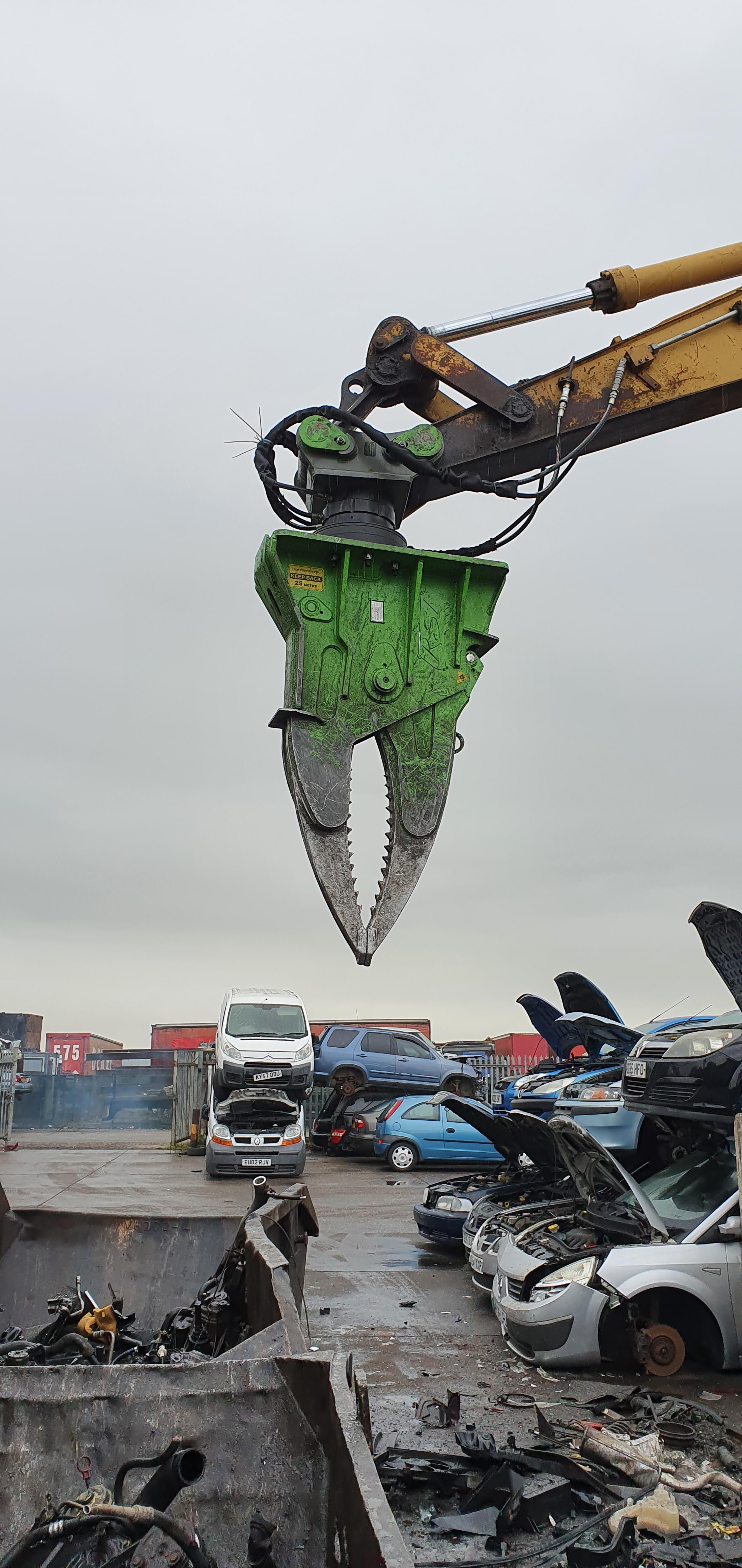 Car Dismantling Pincer System