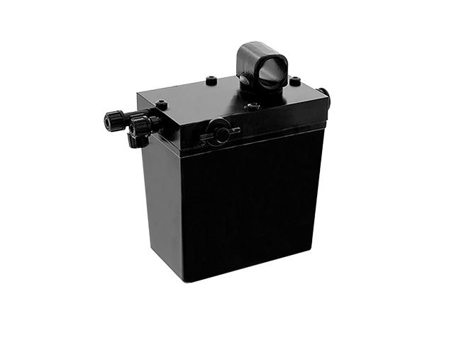 This is an image of Renault Cab Tilt Pump RHD, 2 Port 5010224942 690096 HGV Truck Part