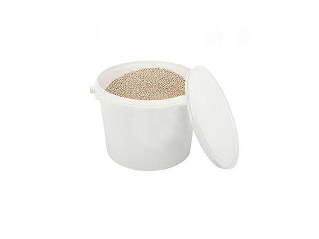 This is an image of Scania Air Dryer Desiccant 106368 HGV Truck Part