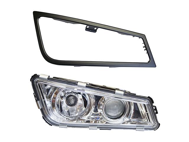 This is an image of Volvo Fog Lamp, Twin R/H 21035696 21297906 280093 HGV Truck Part