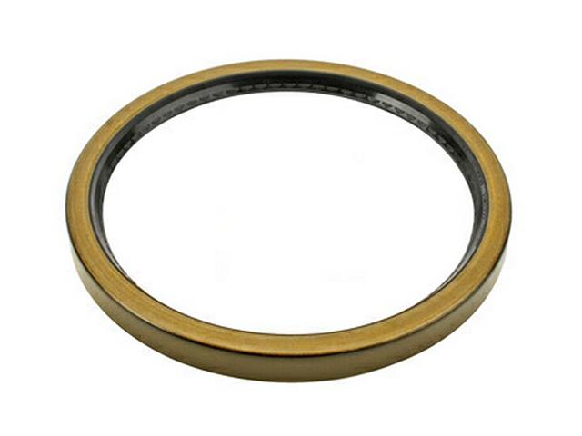This is an image of Volvo Hub Seal, Front Differential Carrier Bearing 944667 205018 HGV Truck Part