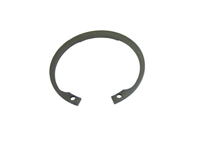 This is an image of Volvo Cross Shaft Bearing Circlip 804832 914530 6209200132 7400914530 472055000 5003066055 240047 HGV Truck Part