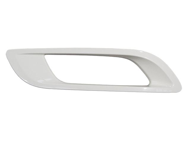 This is an image of Fog Lamp Frame R/H 1848558 590158 HGV Truck Part
