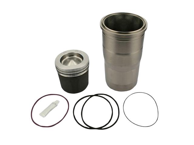 This is an image of Volvo, Renault Piston & Cylinder Liner Kit 20870685 20941597 21209650 7021209650 210096OEM HGV Truck Part