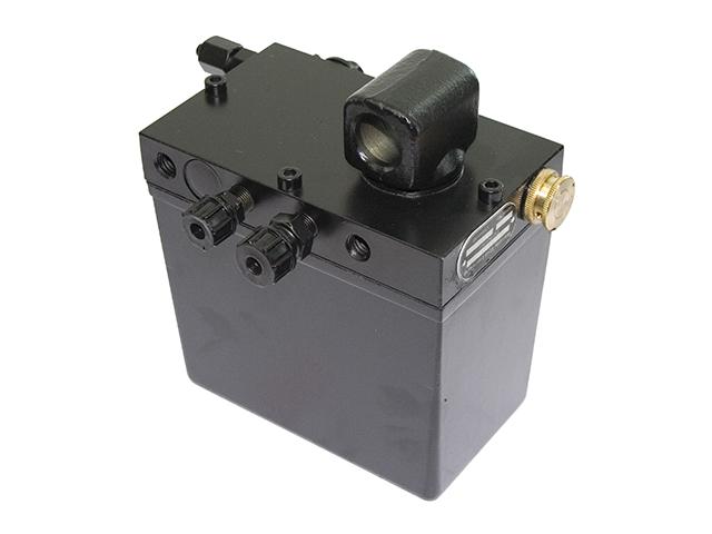 This is an image of Cab Tilt Pump 1315943 509007 HGV Truck Part