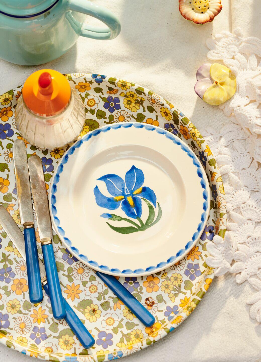 Iris 6 1/2 Inch Plate - Unique Handmade & Handpainted English Earthenware British-Made Pottery Plates