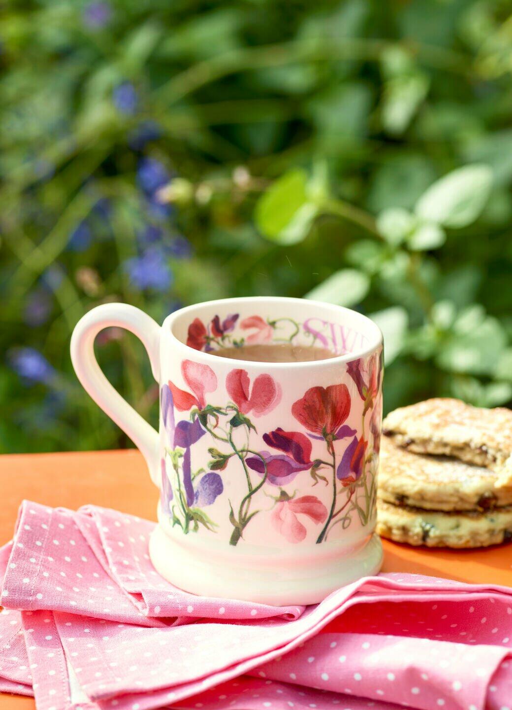 Emma Bridgewater Seconds Sweet Pea Multi 1/2 Pint Mug - Unique Handmade & Handpainted English Earthenware Tea/Coffee Mug