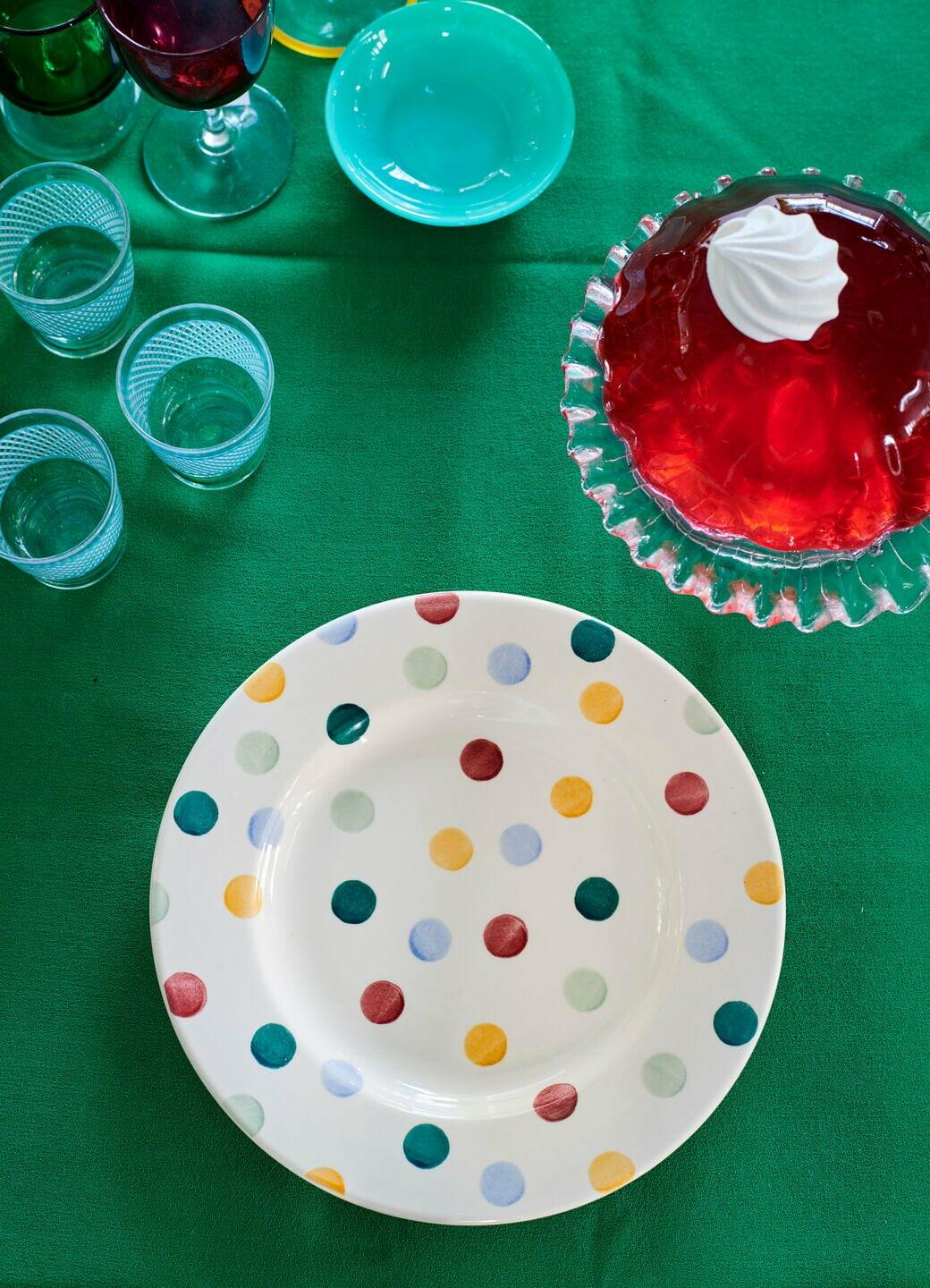 Emma Bridgewater | Seconds Polka Dot 8 1/2 Inch Plate - Unique Handmade & Handpainted English Earthenware British-Made Pottery Plat
