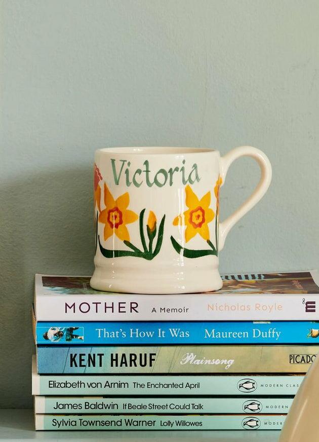 Personalised Daffodils 1/2 Pint Mug - Customise A Gift For Her