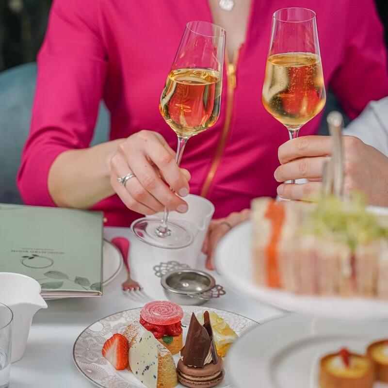 5* Conrad London St James Afternoon Tea for Two With a Bottle of Bollinger Champagne | Virgin Experience Days / Voucher