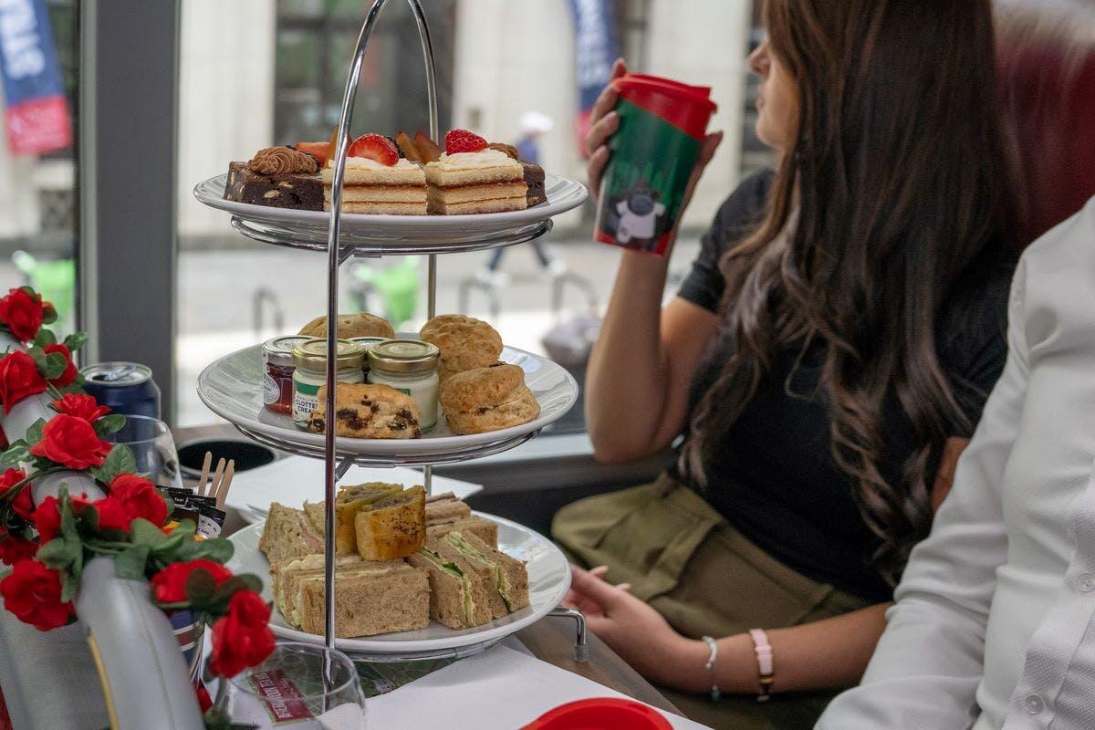 PG Tips Afternoon Tea Sightseeing Bus Tour for Two Adults and One Child